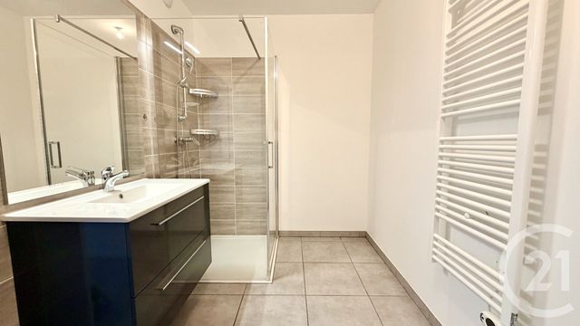 Appartement T2 &agrave; vendre - 2 pi&egrave;ces - 42,79 m2 - Gap - 05 - PROVENCE-ALPES-COTE-D-AZUR