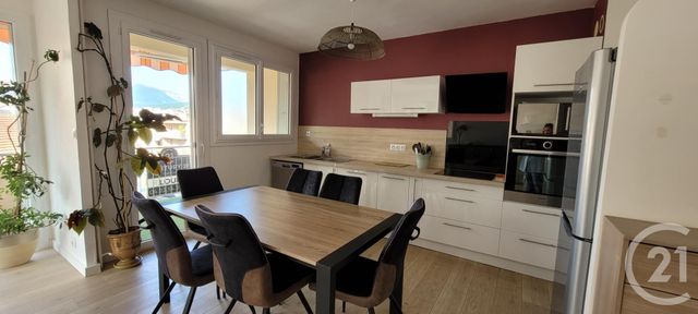 Appartement T3 &agrave; louer - 3 pi&egrave;ces - 69,44 m2 - Gap - 05 - PROVENCE-ALPES-COTE-D-AZUR