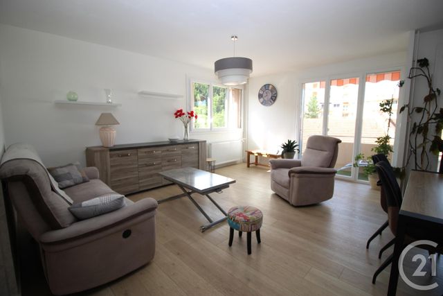 Appartement T3 &agrave; louer - 3 pi&egrave;ces - 69,44 m2 - Gap - 05 - PROVENCE-ALPES-COTE-D-AZUR