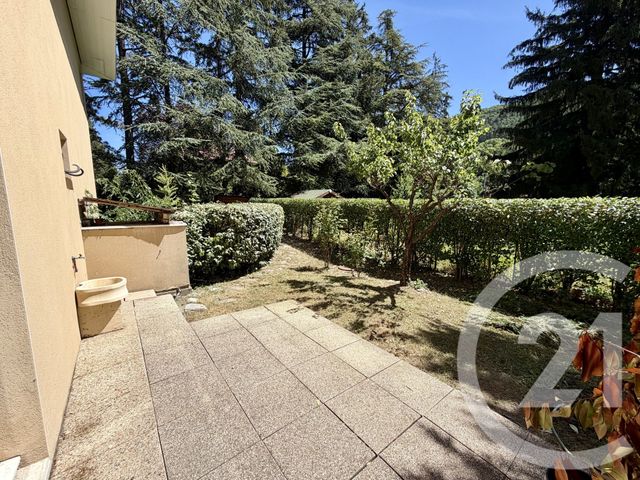 Appartement F4 &agrave; louer - 4 pi&egrave;ces - 80,87 m2 - Gap - 05 - PROVENCE-ALPES-COTE-D-AZUR
