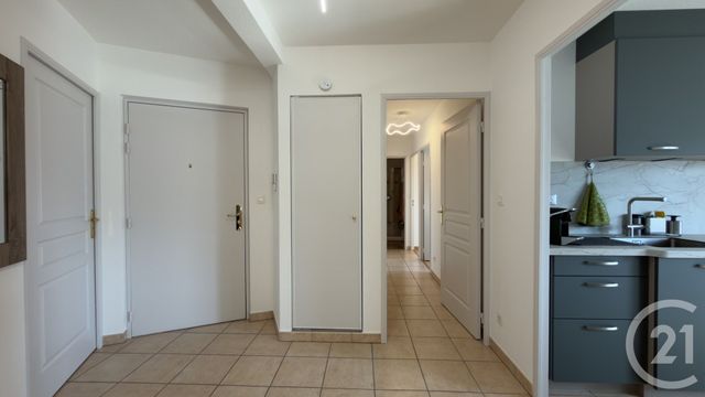 Appartement F3 &agrave; vendre - 3 pi&egrave;ces - 74,69 m2 - Gap - 05 - PROVENCE-ALPES-COTE-D-AZUR