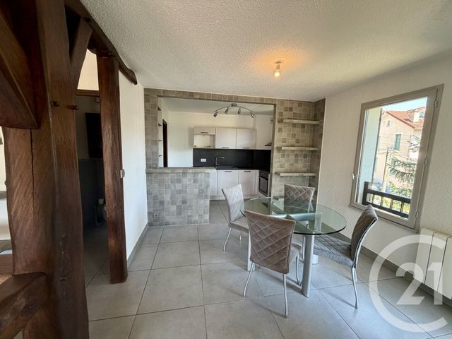 Appartement F4 &agrave; louer - 4 pi&egrave;ces - 84,08 m2 - Gap - 05 - PROVENCE-ALPES-COTE-D-AZUR