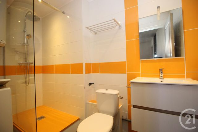 Appartement F2 &agrave; louer - 2 pi&egrave;ces - 35,30 m2 - Gap - 05 - PROVENCE-ALPES-COTE-D-AZUR