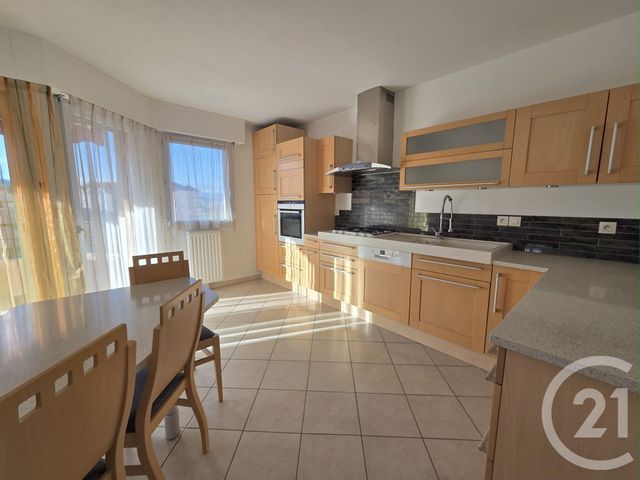 Appartement T3 &agrave; louer - 3 pi&egrave;ces - 92,94 m2 - Gap - 05 - PROVENCE-ALPES-COTE-D-AZUR