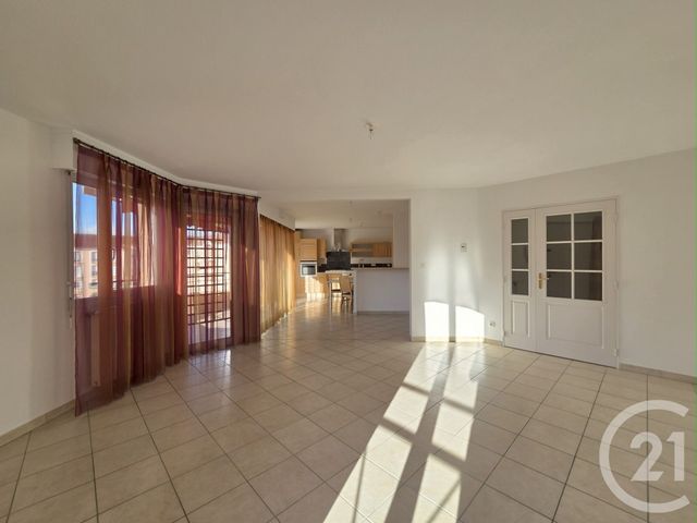 Appartement T3 &agrave; louer - 3 pi&egrave;ces - 92,94 m2 - Gap - 05 - PROVENCE-ALPES-COTE-D-AZUR