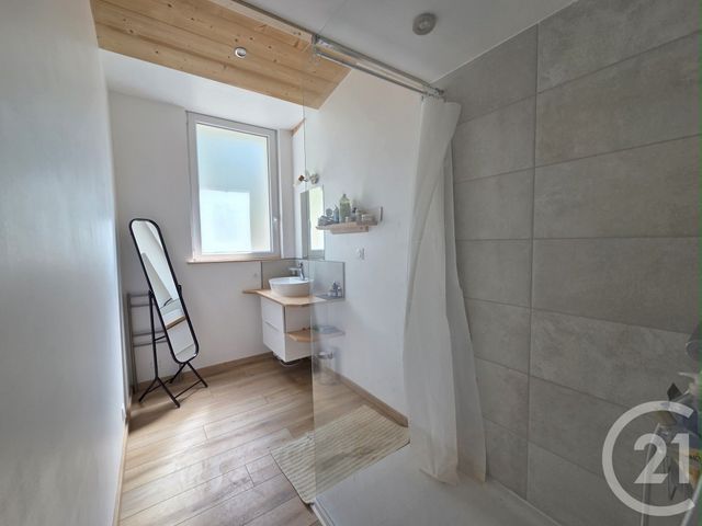 Appartement F2 &agrave; louer - 2 pi&egrave;ces - 48,98 m2 - Gap - 05 - PROVENCE-ALPES-COTE-D-AZUR