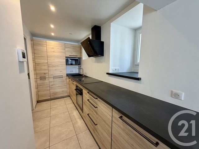 Appartement F3 &agrave; louer - 3 pi&egrave;ces - 54,36 m2 - Gap - 05 - PROVENCE-ALPES-COTE-D-AZUR