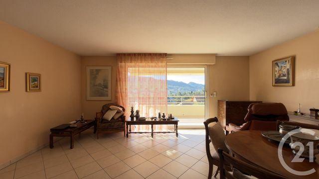 Appartement F4 &agrave; vendre - 4 pi&egrave;ces - 99,26 m2 - Gap - 05 - PROVENCE-ALPES-COTE-D-AZUR