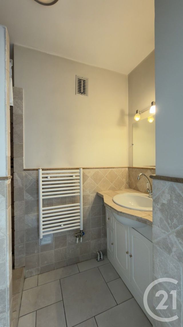 Appartement T3 &agrave; vendre - 3 pi&egrave;ces - 58,34 m2 - Gap - 05 - PROVENCE-ALPES-COTE-D-AZUR