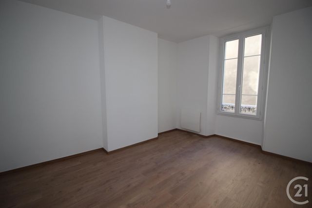 Appartement F3 &agrave; louer - 3 pi&egrave;ces - 61,67 m2 - Gap - 05 - PROVENCE-ALPES-COTE-D-AZUR