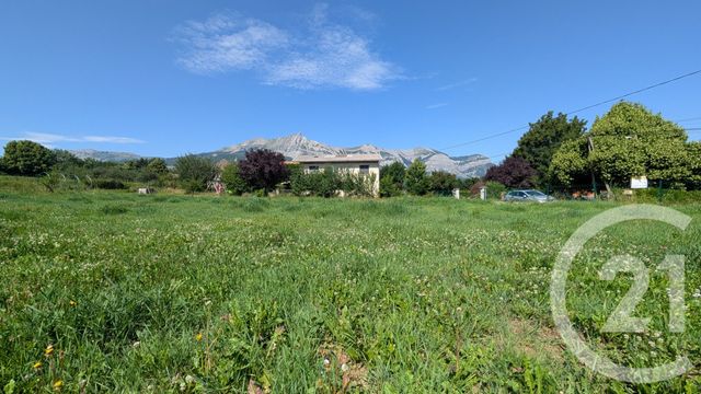 terrain - ST LAURENT DU CROS - 05