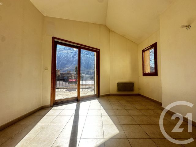 Appartement T3 &agrave; vendre - 3 pi&egrave;ces - 98,20 m2 - St Firmin En Valgodemard - 05 - PROVENCE-ALPES-COTE-D-AZUR