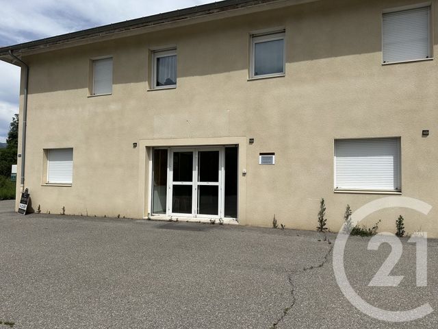 Bureaux à louer - 90.36 m2 - 05 - Hautes-Alpes