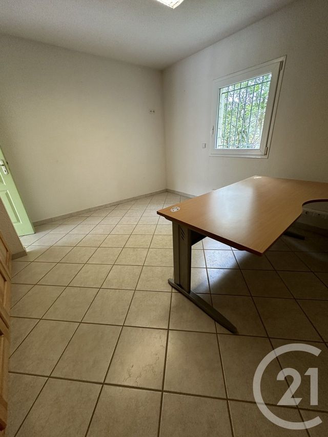 Bureaux à louer - 14.95 m2 - 05 - Hautes-Alpes