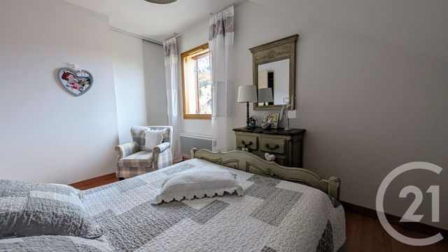 Appartement T4 à vendre - 4 pièces - 67,98 m2 - Laye - 05 - PROVENCE-ALPES-COTE-D-AZUR