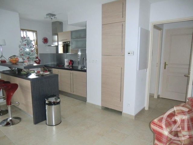 Appartement T4 à vendre - 4 pièces - 67,98 m2 - Laye - 05 - PROVENCE-ALPES-COTE-D-AZUR