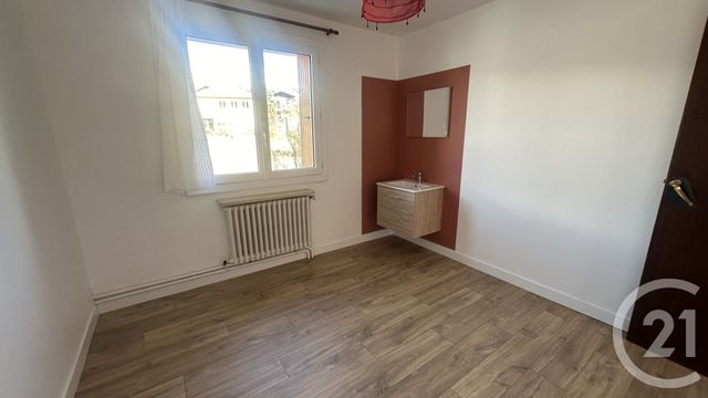 Maison &agrave; louer - 6 pi&egrave;ces - 139,90 m2 - St Bonnet En Champsaur - 05 - PROVENCE-ALPES-COTE-D-AZUR