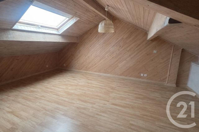 Maison &agrave; louer - 3 pi&egrave;ces - 76,40 m2 - St Bonnet En Champsaur - 05 - PROVENCE-ALPES-COTE-D-AZUR