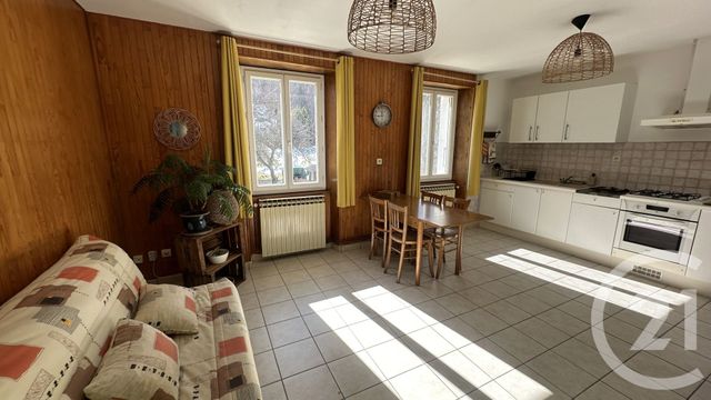 Appartement F3 &agrave; louer - 3 pi&egrave;ces - 58,32 m2 - Chabottes - 05 - PROVENCE-ALPES-COTE-D-AZUR