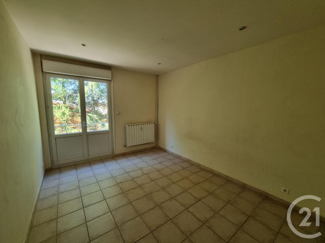 Appartement T3 &agrave; louer - 3 pi&egrave;ces - 60,10 m2 - Chabottes - 05 - PROVENCE-ALPES-COTE-D-AZUR