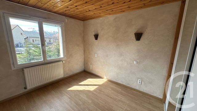 Appartement F5 &agrave; louer - 5 pi&egrave;ces - 78,77 m2 - Chabottes - 05 - PROVENCE-ALPES-COTE-D-AZUR