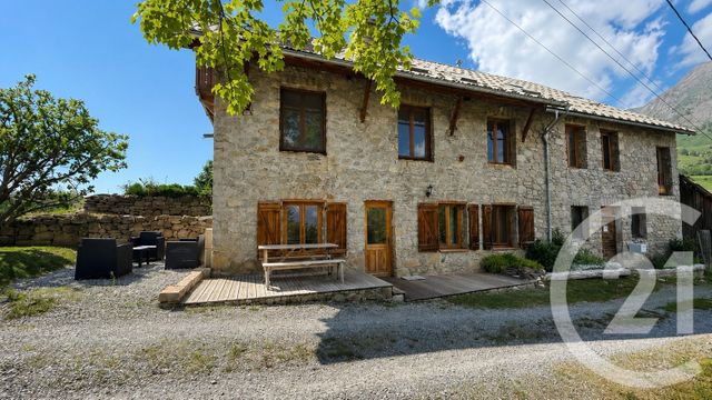 Maison &agrave; vendre - 12 pi&egrave;ces - 315,81 m2 - St Jean St Nicolas - 05 - PROVENCE-ALPES-COTE-D-AZUR