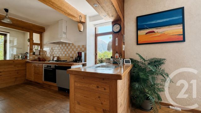 Maison &agrave; vendre - 12 pi&egrave;ces - 315,81 m2 - St Jean St Nicolas - 05 - PROVENCE-ALPES-COTE-D-AZUR