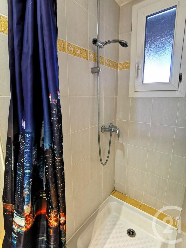 Appartement T2 &agrave; louer - 2 pi&egrave;ces - 28,32 m2 - St Bonnet En Champsaur - 05 - PROVENCE-ALPES-COTE-D-AZUR