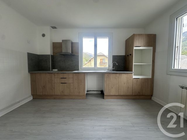 Appartement T4 &agrave; vendre - 4 pi&egrave;ces - 86,06 m2 - St Jean St Nicolas - 05 - PROVENCE-ALPES-COTE-D-AZUR