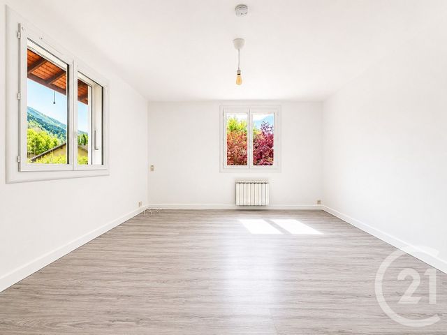 Appartement T4 &agrave; vendre - 4 pi&egrave;ces - 86,06 m2 - St Jean St Nicolas - 05 - PROVENCE-ALPES-COTE-D-AZUR