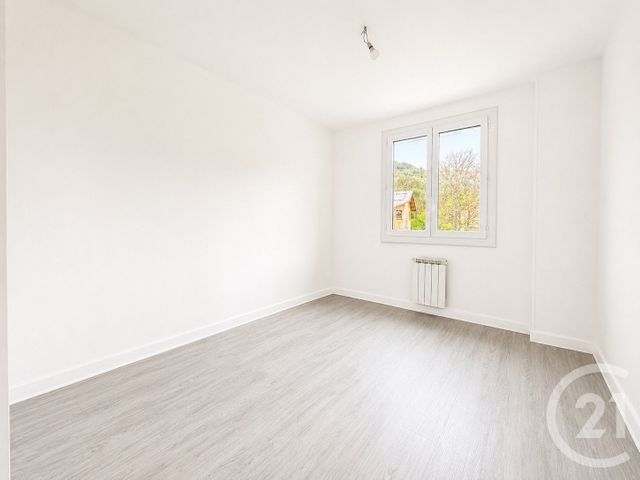 Appartement T4 &agrave; vendre - 4 pi&egrave;ces - 86,06 m2 - St Jean St Nicolas - 05 - PROVENCE-ALPES-COTE-D-AZUR