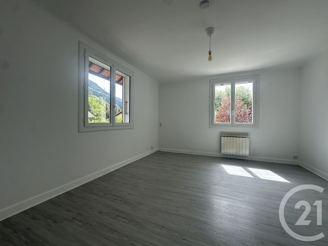 Appartement T4 &agrave; vendre - 4 pi&egrave;ces - 86,06 m2 - St Jean St Nicolas - 05 - PROVENCE-ALPES-COTE-D-AZUR