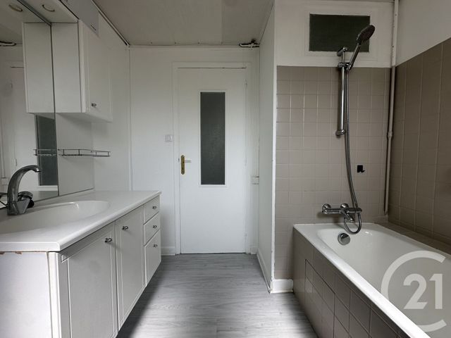Appartement T4 &agrave; vendre - 4 pi&egrave;ces - 86,06 m2 - St Jean St Nicolas - 05 - PROVENCE-ALPES-COTE-D-AZUR
