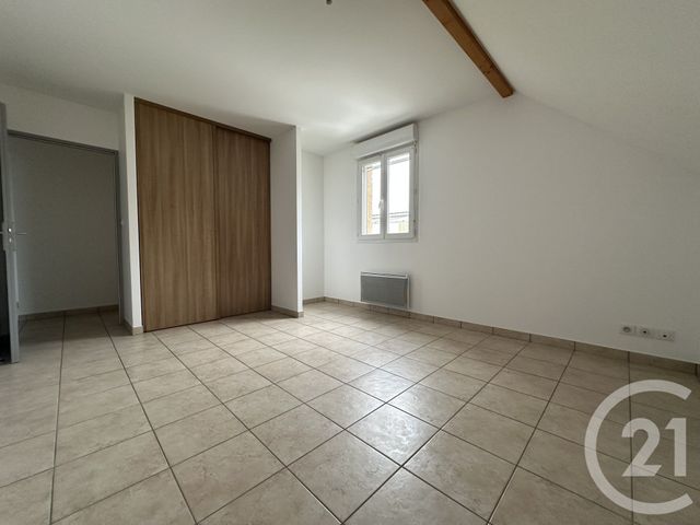 Maison &agrave; louer - 6 pi&egrave;ces - 121,43 m2 - St Laurent Du Cros - 05 - PROVENCE-ALPES-COTE-D-AZUR