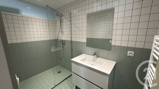 Maison &agrave; louer - 4 pi&egrave;ces - 110,71 m2 - St Firmin - 05 - PROVENCE-ALPES-COTE-D-AZUR