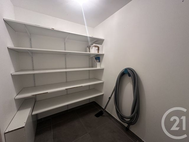 Appartement T4 &agrave; louer - 4 pi&egrave;ces - 150,99 m2 - Laye - 05 - PROVENCE-ALPES-COTE-D-AZUR