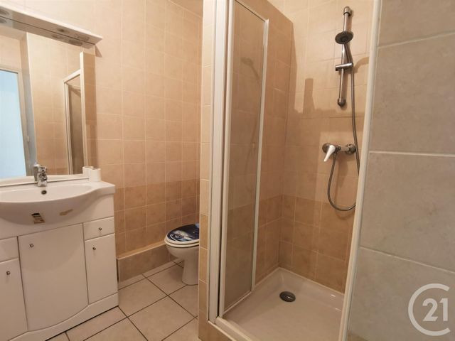 Appartement T4 &agrave; louer - 4 pi&egrave;ces - 64,68 m2 - St Laurent Du Cros - 05 - PROVENCE-ALPES-COTE-D-AZUR
