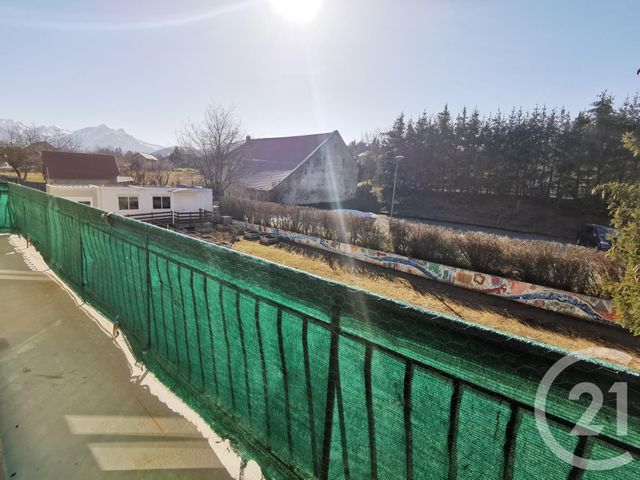 Appartement T4 &agrave; louer - 4 pi&egrave;ces - 64,68 m2 - St Laurent Du Cros - 05 - PROVENCE-ALPES-COTE-D-AZUR