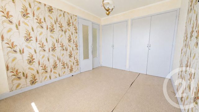 Appartement T4 &agrave; vendre - 4 pi&egrave;ces - 74,22 m2 - St Bonnet En Champsaur - 05 - PROVENCE-ALPES-COTE-D-AZUR