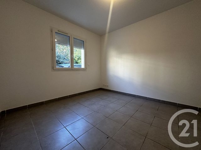 Appartement T3 &agrave; louer - 3 pi&egrave;ces - 58,30 m2 - St Bonnet En Champsaur - 05 - PROVENCE-ALPES-COTE-D-AZUR