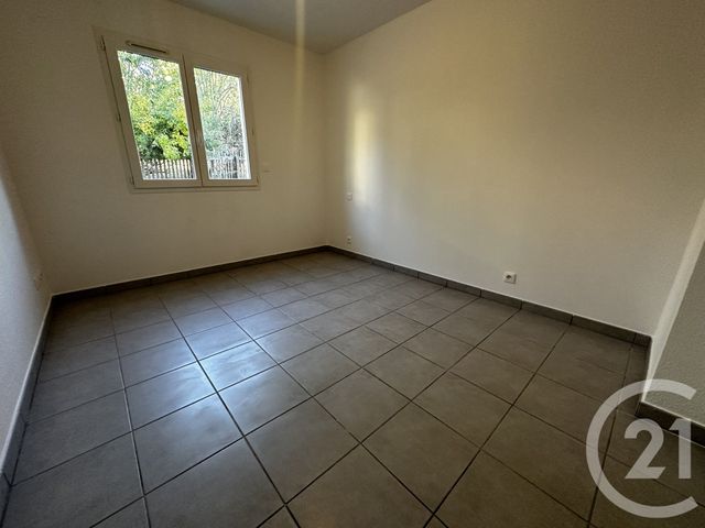 Appartement T3 &agrave; louer - 3 pi&egrave;ces - 58,30 m2 - St Bonnet En Champsaur - 05 - PROVENCE-ALPES-COTE-D-AZUR