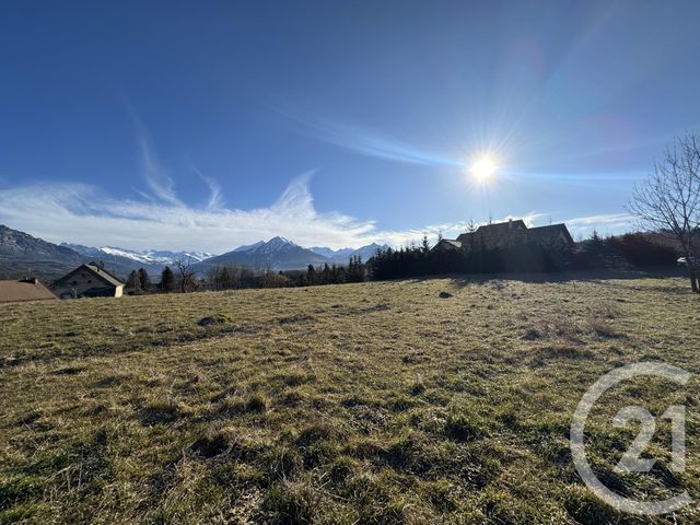 terrain - ST LAURENT DU CROS - 05