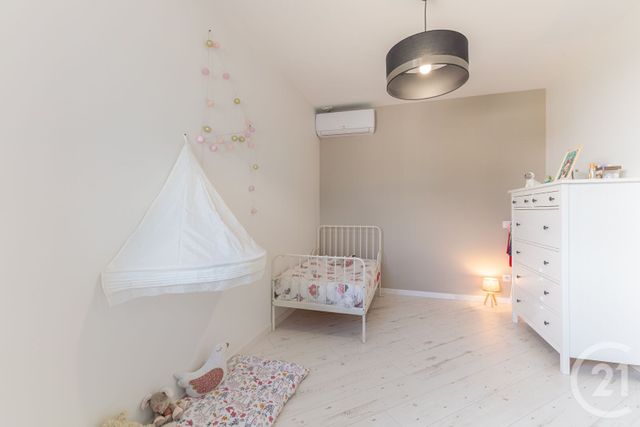 Maison à vendre - 8 pièces - 157 m2 - Fargues St Hilaire - 33 - AQUITAINE