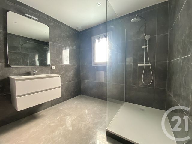 Maison à vendre - 5 pièces - 139,22 m2 - Creon - 33 - AQUITAINE