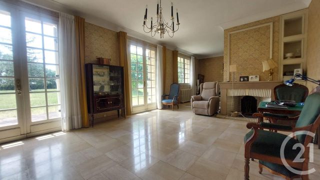 Maison à vendre - 9 pièces - 206 m2 - Branne - 33 - AQUITAINE