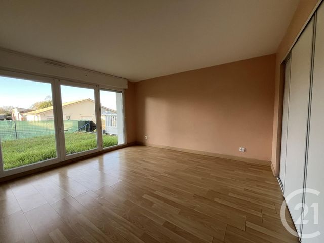 Maison &agrave; louer - 3 pi&egrave;ces - 67,19 m2 - St Germain Du Puch - 33 - AQUITAINE