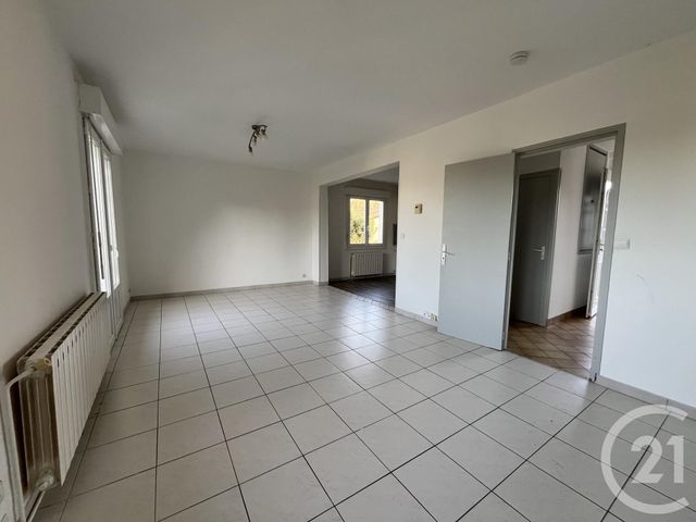 Maison &agrave; louer - 3 pi&egrave;ces - 67,19 m2 - St Germain Du Puch - 33 - AQUITAINE