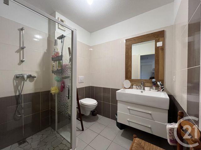 Appartement T2 &agrave; louer - 2 pi&egrave;ces - 44,50 m2 - Targon - 33 - AQUITAINE