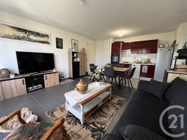 Appartement T2 &agrave; louer - 2 pi&egrave;ces - 44,50 m2 - Targon - 33 - AQUITAINE