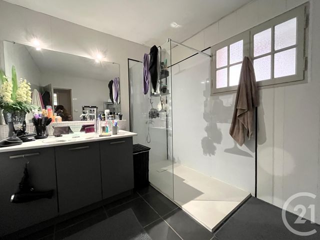 Maison &agrave; vendre - 6 pi&egrave;ces - 132 m2 - Genissac - 33 - AQUITAINE